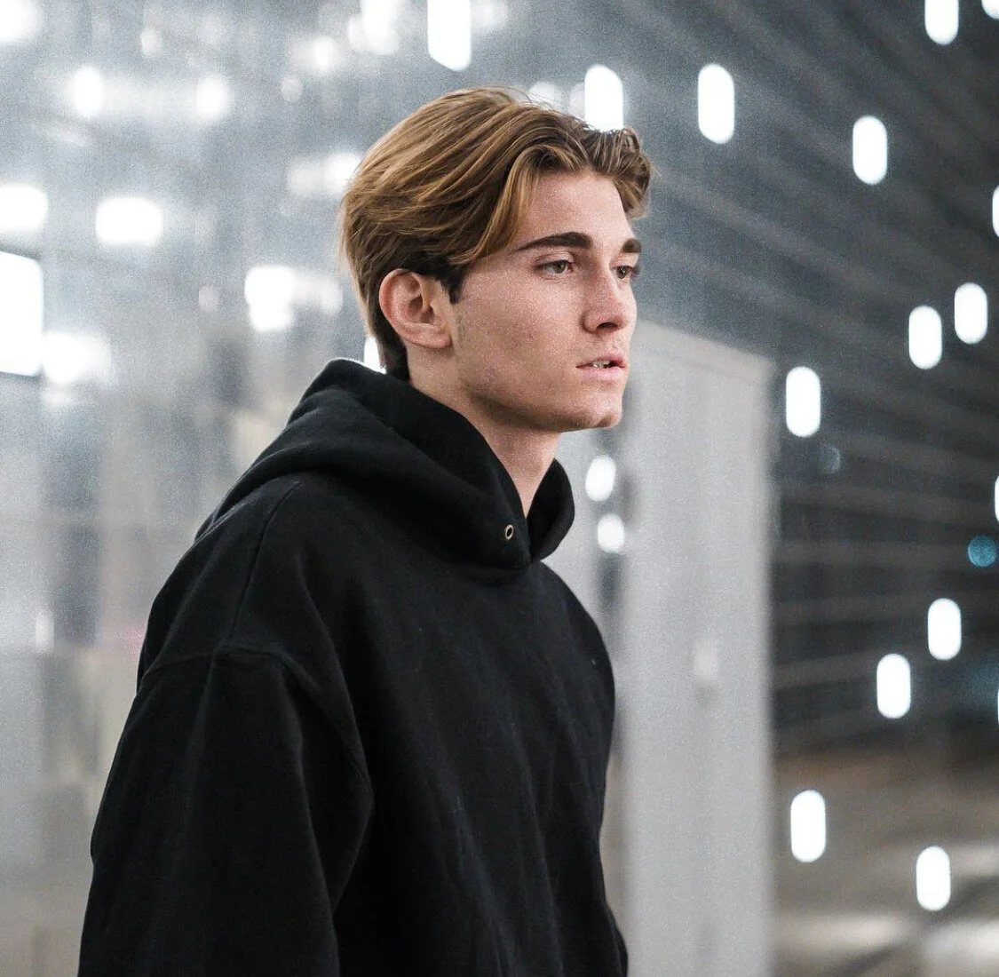 Le Jit ‎/ Legitimately Yours Indie R&B Le Jit Legitimately Yours 1999 indie R&B - メルカリ